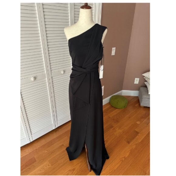 JayGodfrey Butler Gown, Black, One Shoulder - Picture 2 of 4